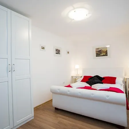 Апартаменты Grom