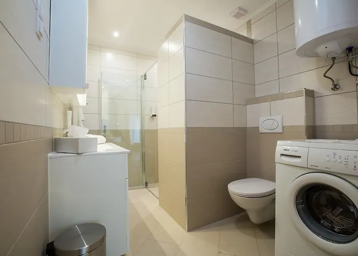 アパート Grom ブレッド