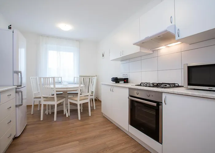 Grom アパート ブレッド